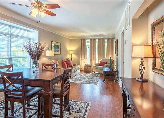 2nd image of 233 N Main St APT 305