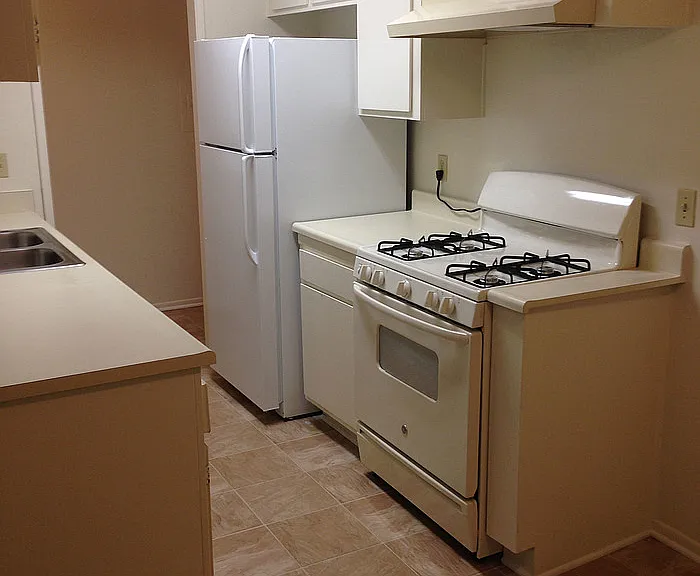 7840 Woodman Ave — Photo 4