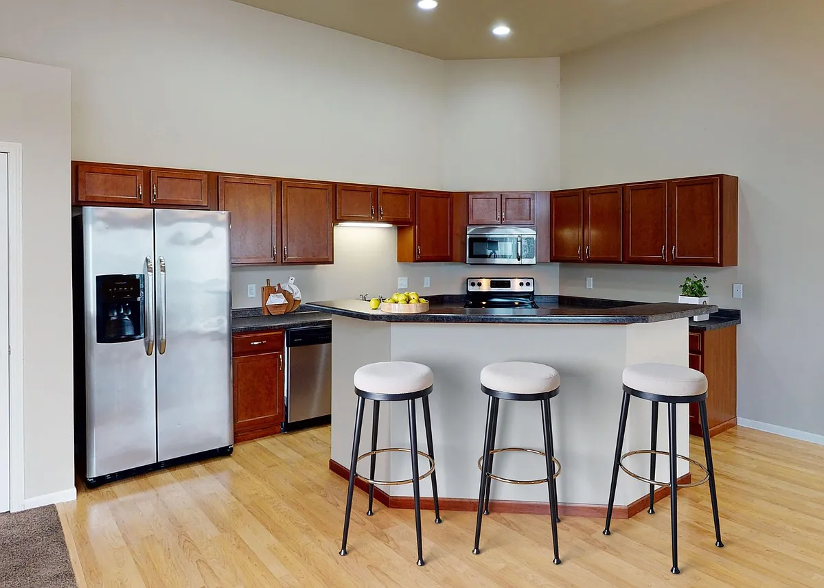 Building Photo - Maple Ridge Townhomes