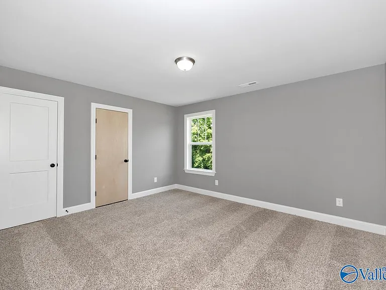 327 Pension Row — Photo 33