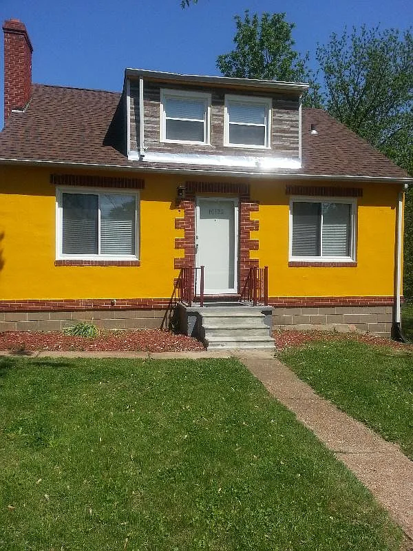 10122 Clairmont Dr photo 1