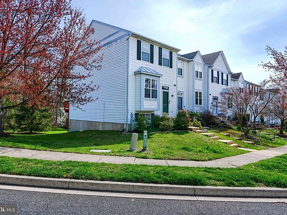 3rd image of 4401 Tolchester Ct