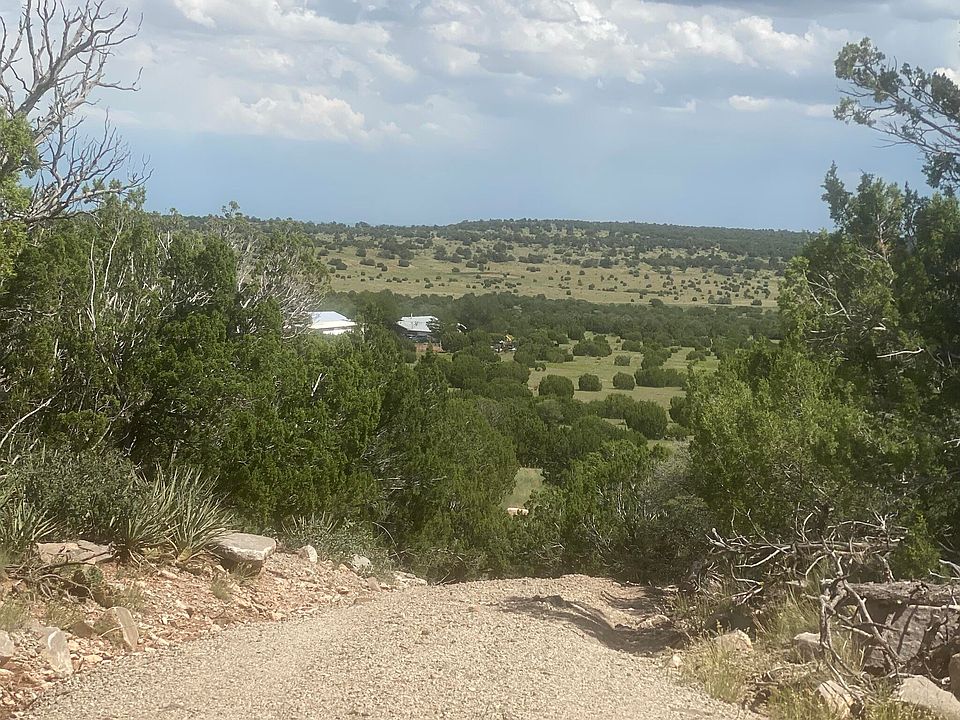 1st image of 84 El Cerro Dr
