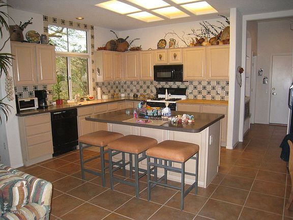 4th image of 14260 N Lobelia Way