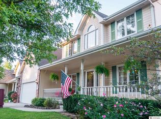 5621 S 170th St, Omaha, NE 68135