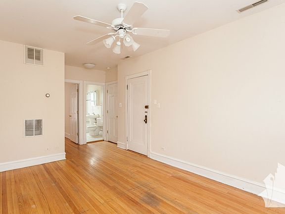 3rd image of 1200 W Wellington Ave APT 2W