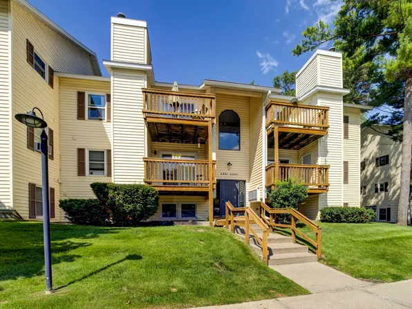 4249 Mitchell Creek Dr, Traverse City, MI 49686