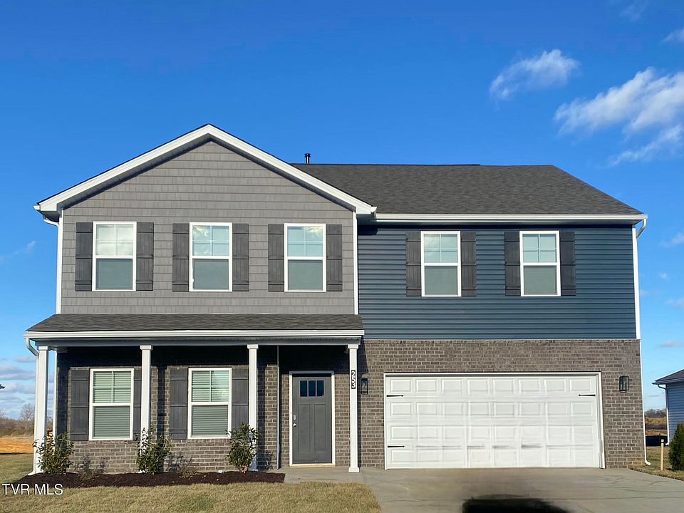 1st image of 253 Artist Ave