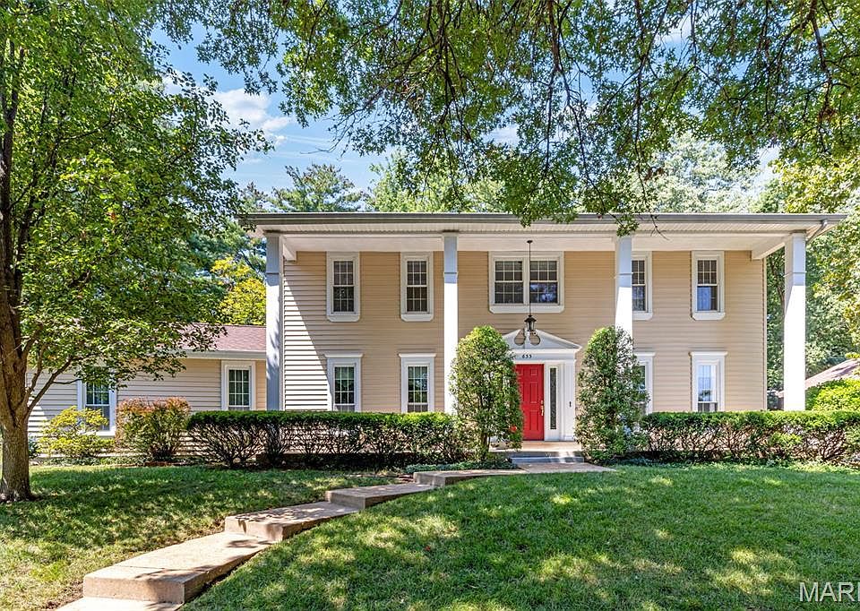 1st image of 633 Shady Meadows Dr