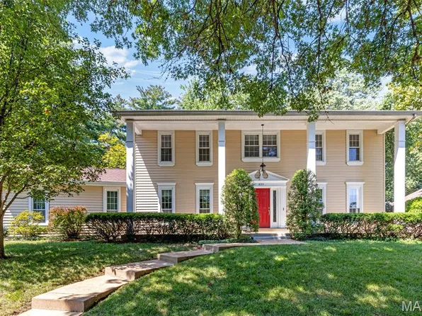 633 Shady Meadows Dr, Ballwin, MO 63011