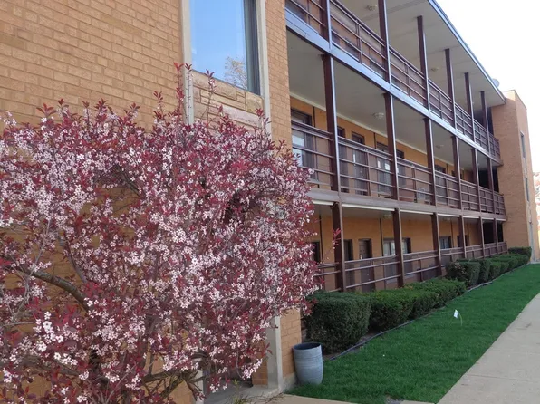 5901 N Naper Ave #1D, Chicago, IL 60631