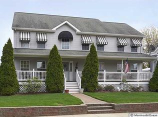 117 Church St, Belford, NJ 07718
