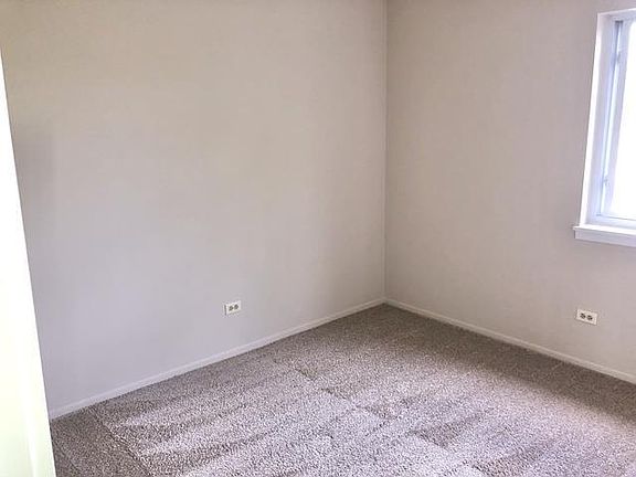 4th image of 905 Casey Ct #40-06