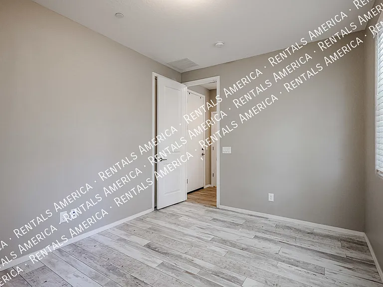 2751 S Balsam Dr — Photo 53