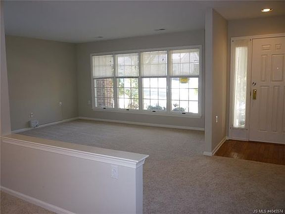 4th image of 1531 Serrata Way