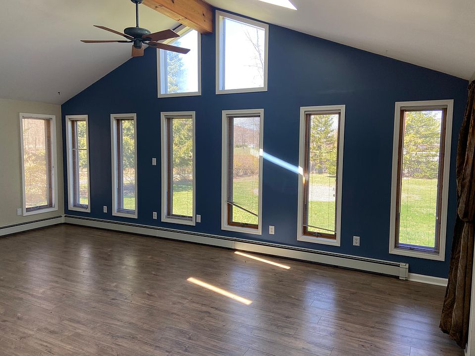 2nd image of 213 Chapel Hill Rd #A