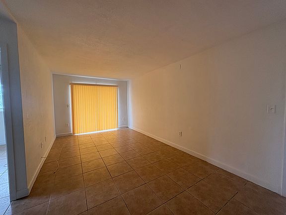 5th image of 8045 NE 1st Ave APT 5
