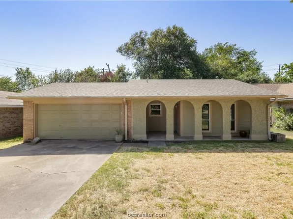 4005 Willow Oak St, Bryan, TX 77802