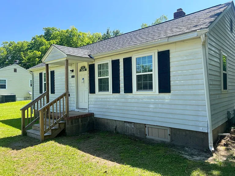 208 Wheeler St — Photo 1