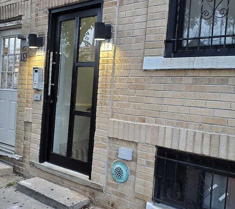 1st image of 9817 32nd Ave