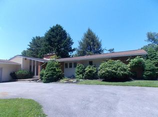 109 Round Hill Rd, Kennett Square, PA 19348