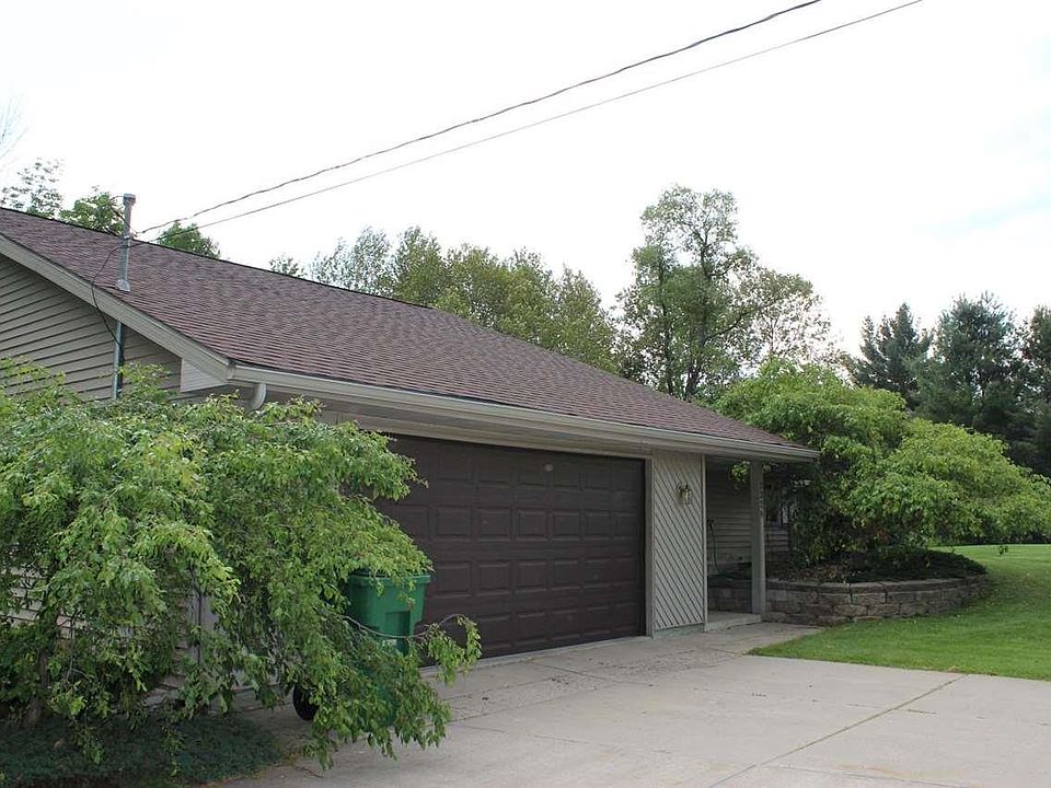 1st image of 2328 Birchcrest Dr