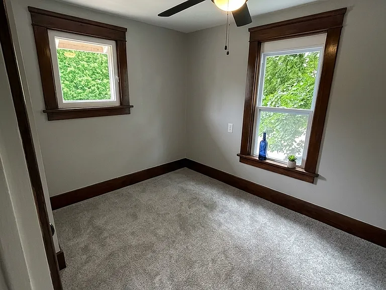 801 Dayton St — Photo 8