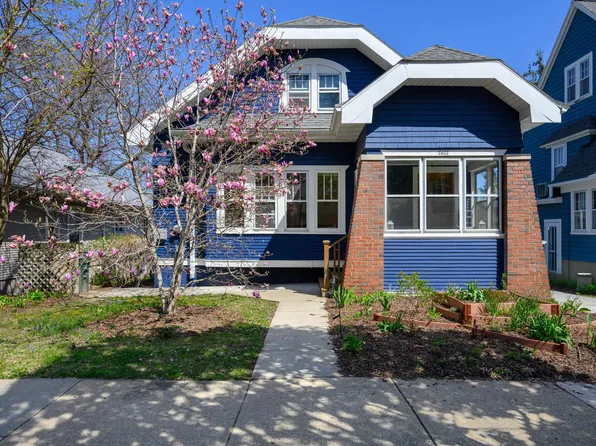 2422 Chamberlain Ave, Madison, WI 53726