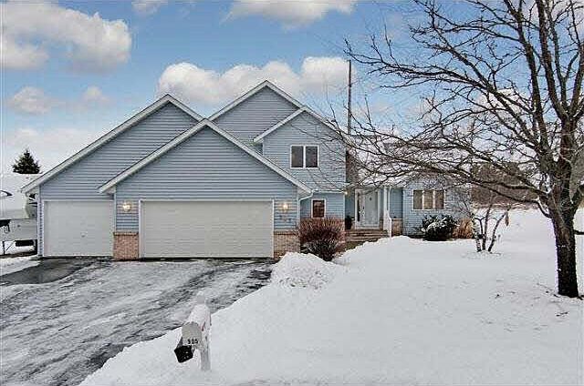 1st image of 905 W 158th Street