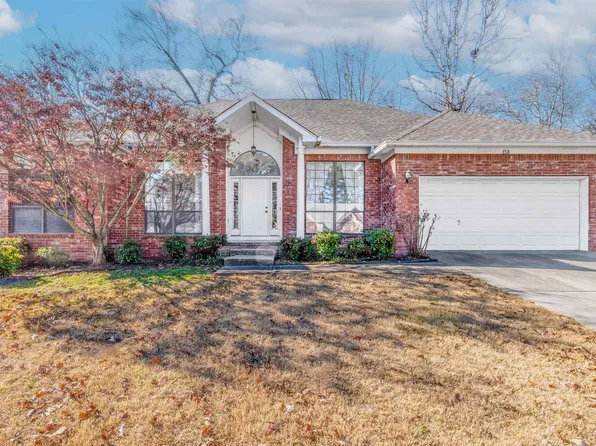 158 Hibiscus Dr, Maumelle, AR 72113