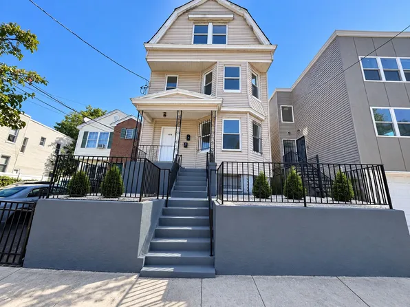 472 S 15th St, Newark, NJ