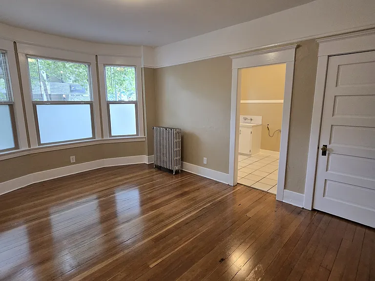 The Delmont — Photo 2