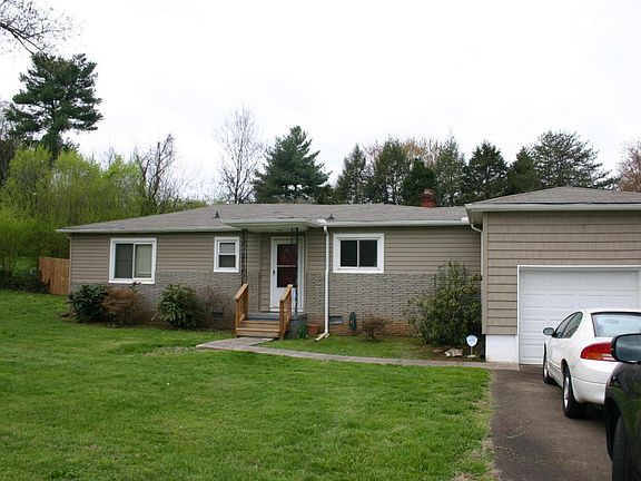 2nd image of 4411 Plummer Dr