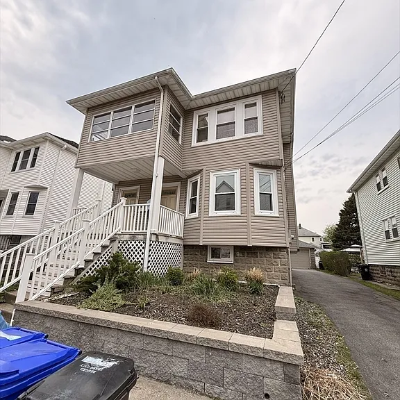 35-37 Springdale St #35 — Photo 27