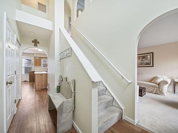 3rd image of 1335 Hafton Woods Dr