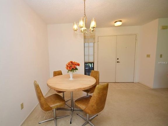 5th image of 3679 Crestwood Ct