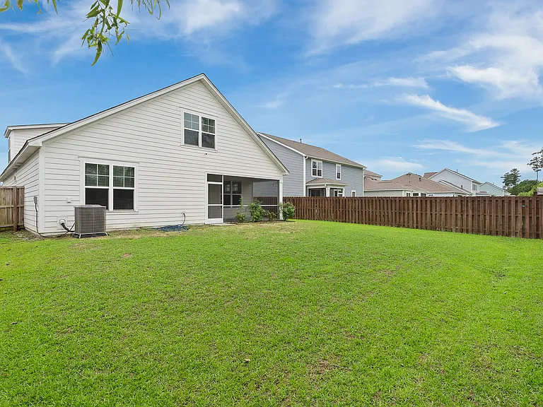 602 Chigwell Springs Ln — Photo 32