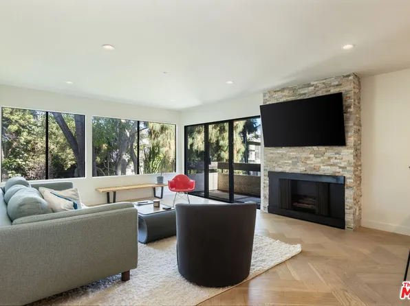 950 N Kings Rd Unit 216, West Hollywood, CA 90069