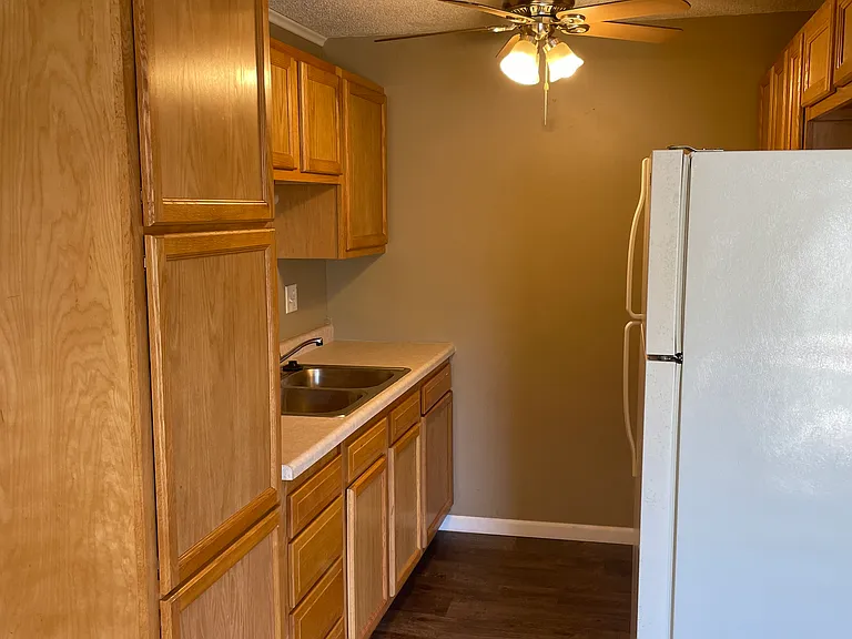 310 S Forest Ave #2 — Photo 6