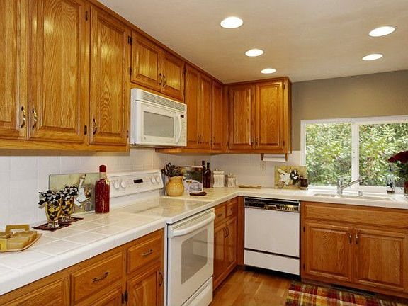 5th image of 1804 Saint Andrews Dr