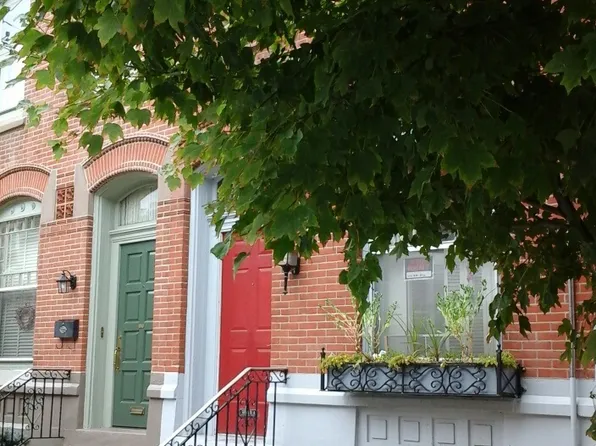 2723 Brown St #3, Philadelphia, PA 19130