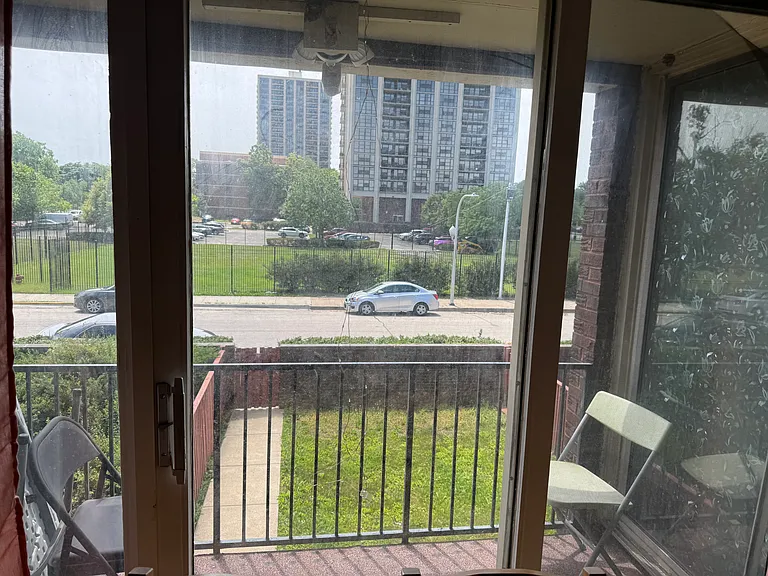 2821 S Michigan Ave #B — Photo 23