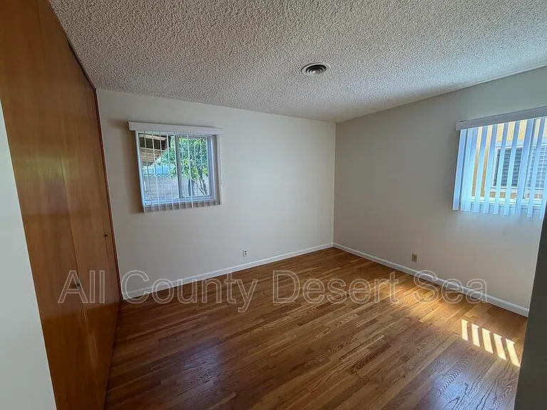 10250 Masterson Ave — Photo 18
