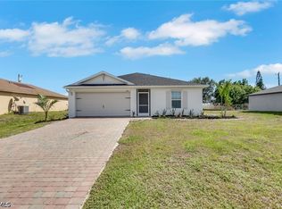414 NW 13th Ter, Cape Coral, FL 33993