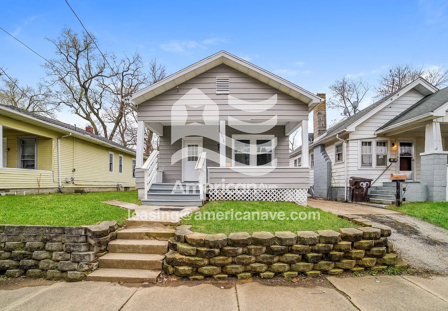 2 bed, 1.0 bath, 878 sqft, $1,065 — Photo 1