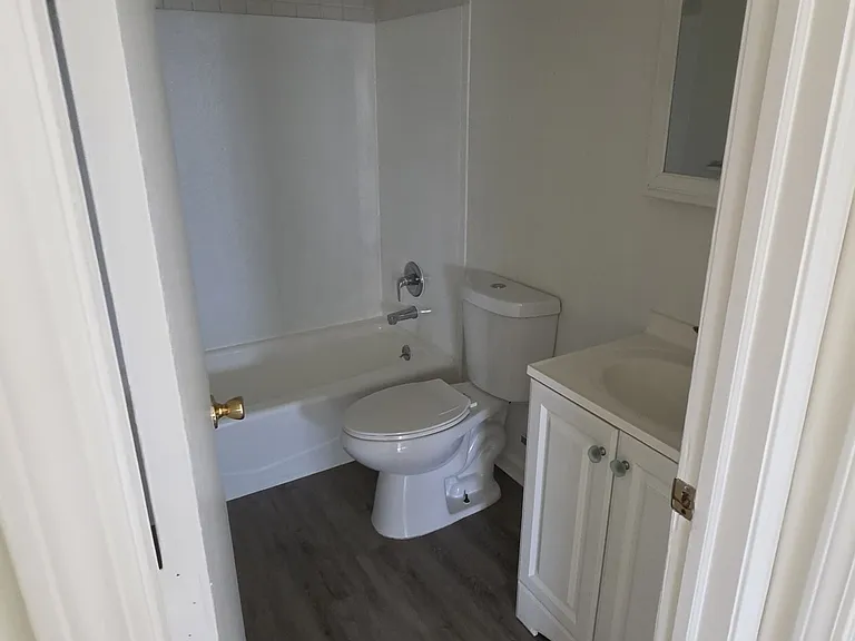 832 Atlantic St #3A — Photo 14