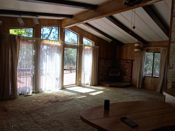 4th image of 20106 Kingswood Ct