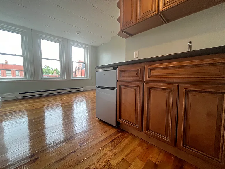 The Blackstone on Beacon — Photo 10