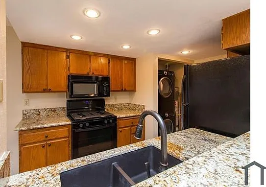9424 Twin Trails Dr #103 — Photo 8