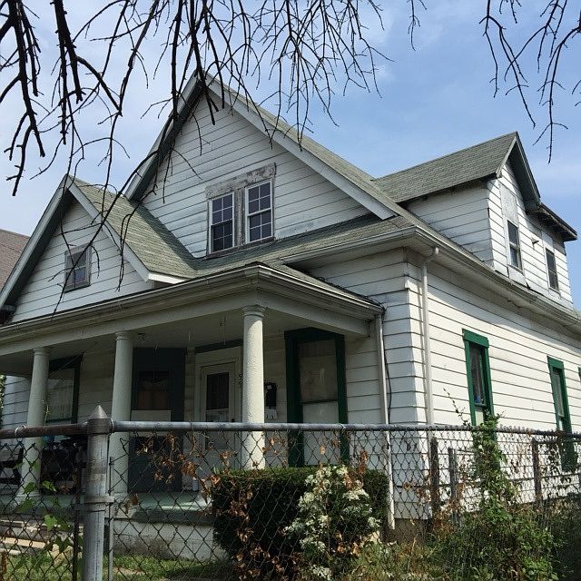 2nd image of 55 N Addison St